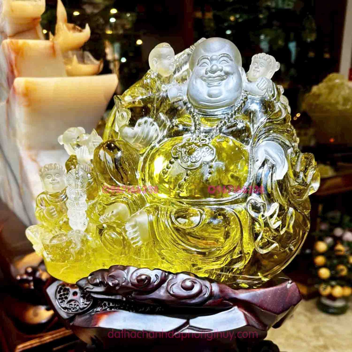 da-thach-anh-vang-duc-phat-di-lac